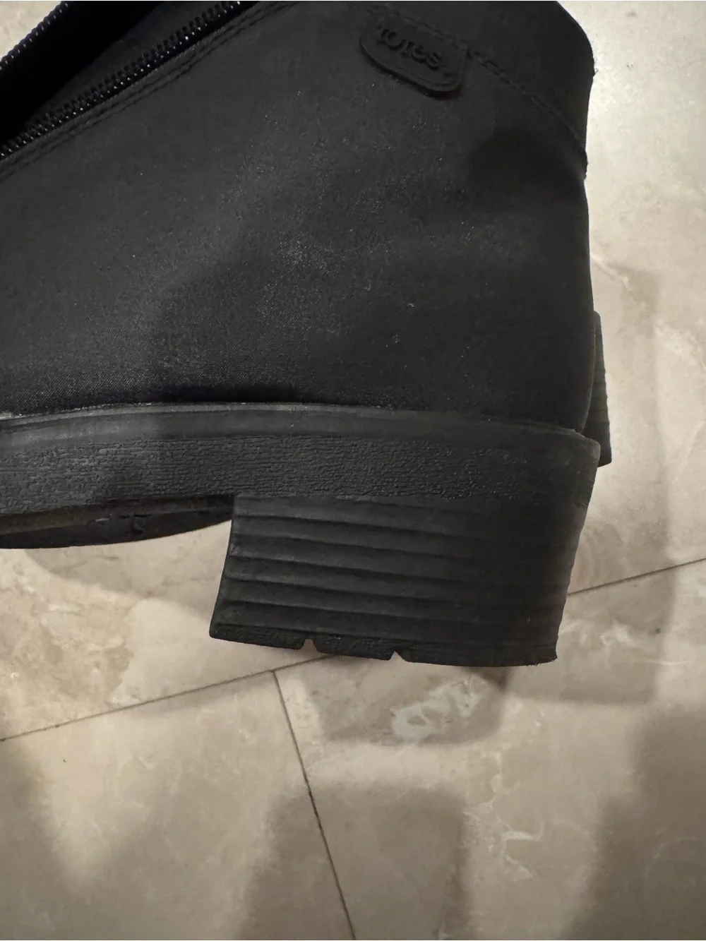 Totes Black all weather boots with side zipper